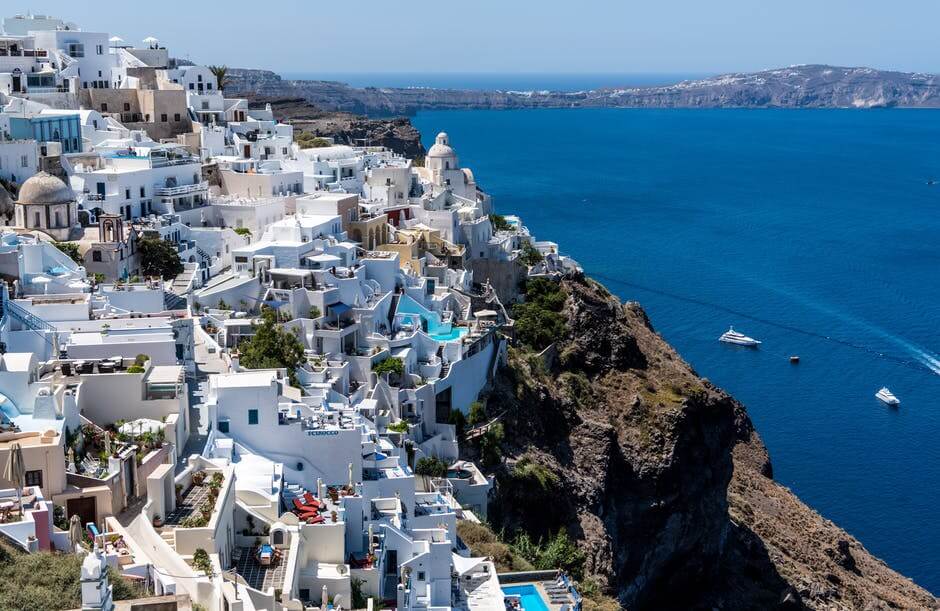 Mediterranean cruise tips , beautiful Santorini