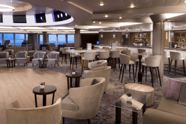 celebrity summit rendez vous lounge