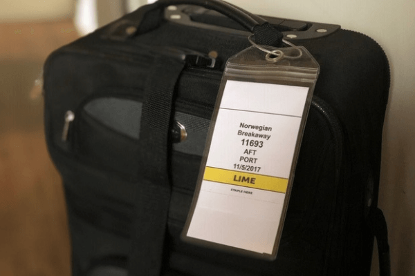 luggage and luggage tags