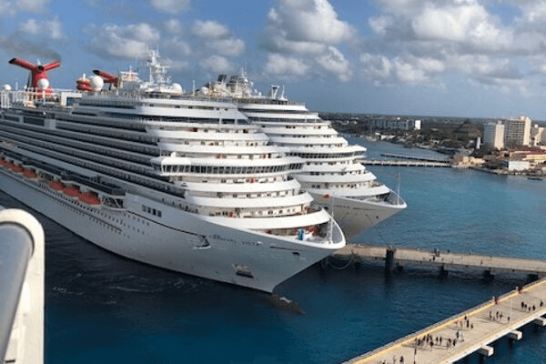 cozumel cruise port carnival ships