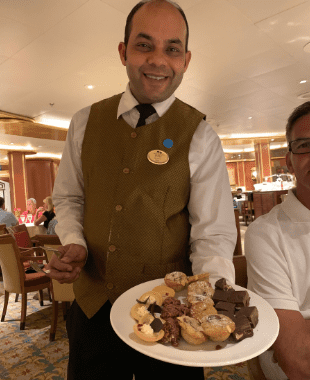 tipping carnival cruise