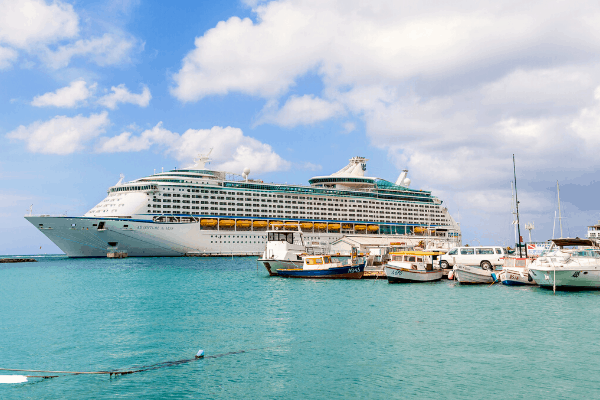 Royal Caribbean cruise ship in Aruba