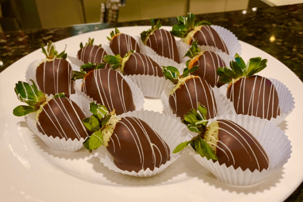 things that are a waste of money on a cruise - chocolate covered strawberries