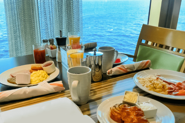 Cruise food