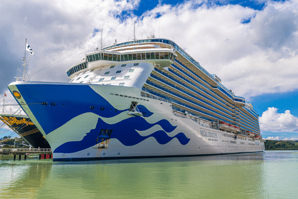 Regal Princess cruise ship