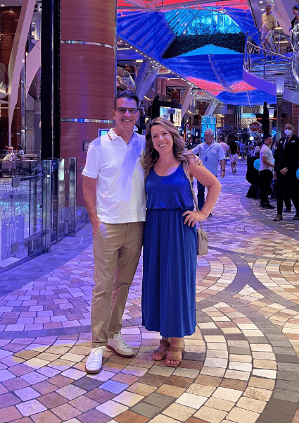 Royal Caribbean outfits Ilana & Frank