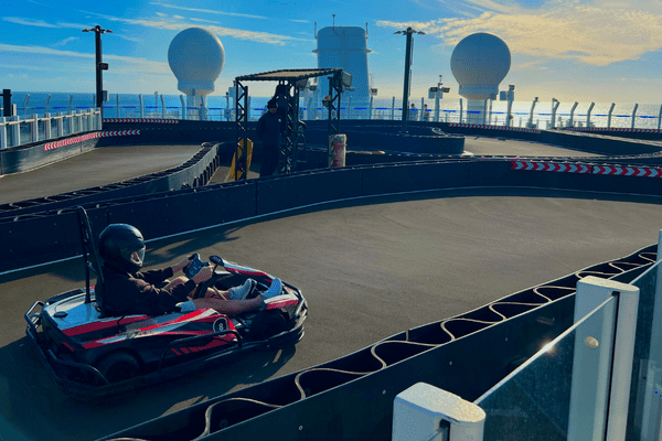 norwegian cruise ship race tracks