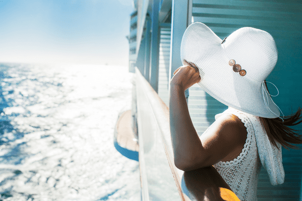 guy on cruise ship all alone