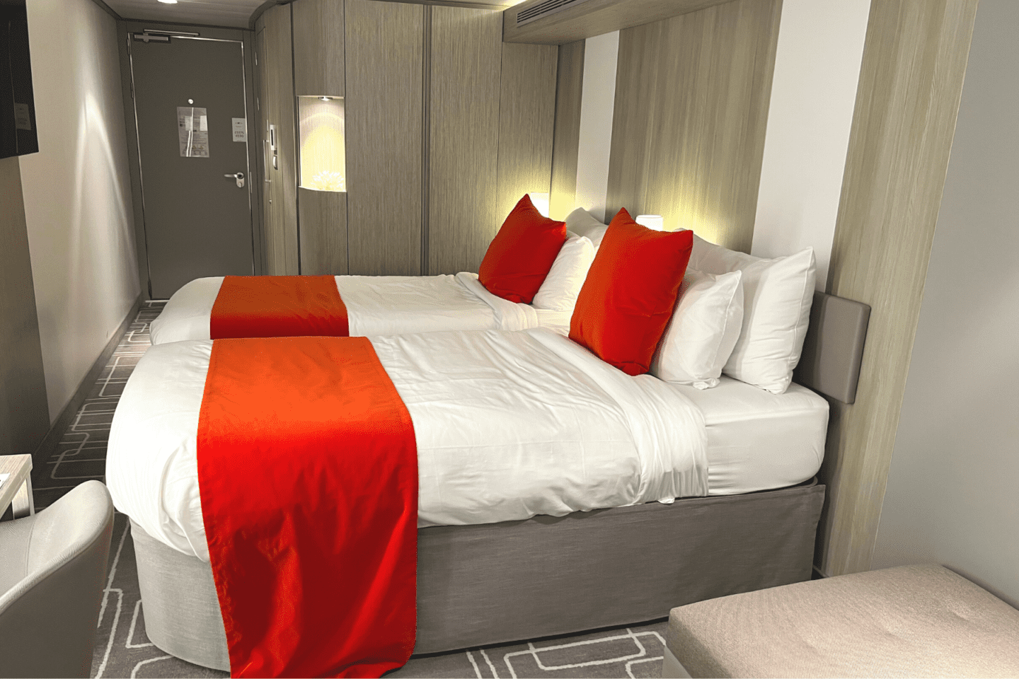 Cruise Ship Rooms: How to Choose the Cabin That's Right for You