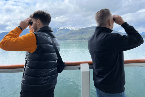 What to Wear on an Alaska Cruise (outfit ideas with photos) - Life Well  Cruised