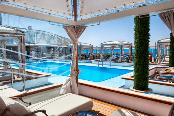 princess-cruise-pool-deck