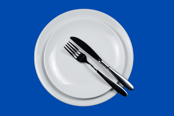 cruise-ship-dining-fork-and-knife