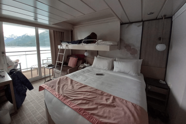 carnival cruise pullman bed weight limit