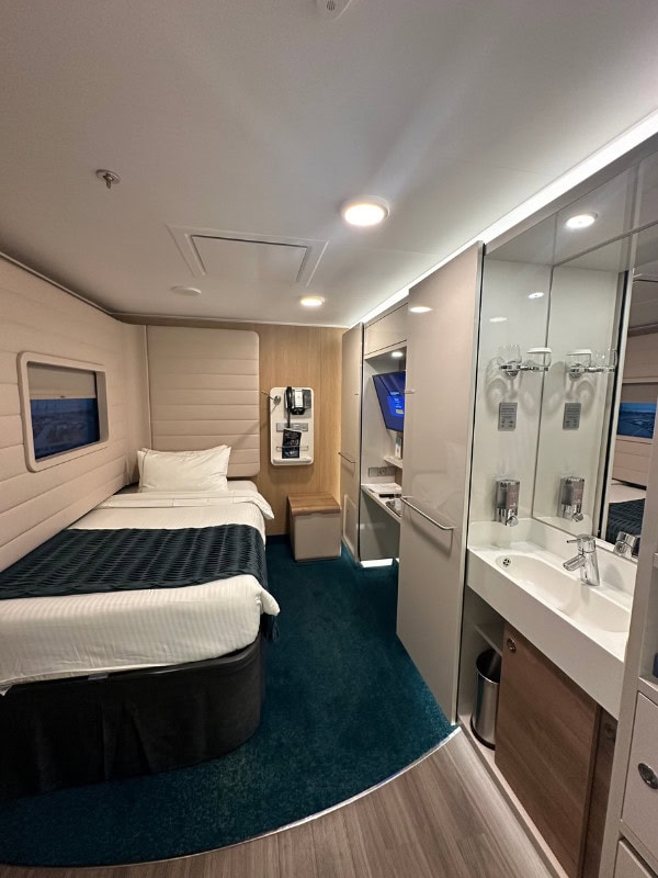 Studio Cabin NCL