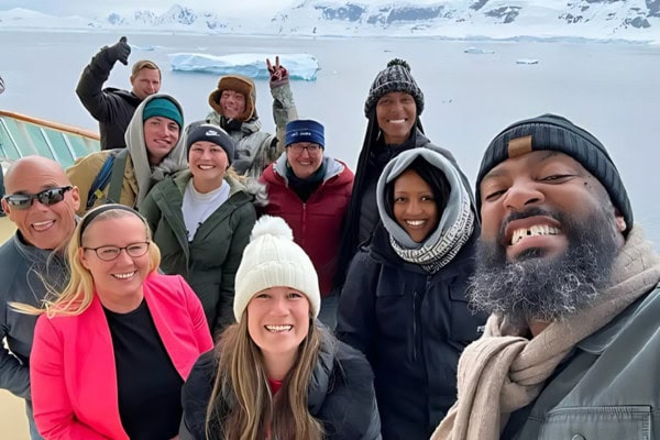 World Cruise group photo